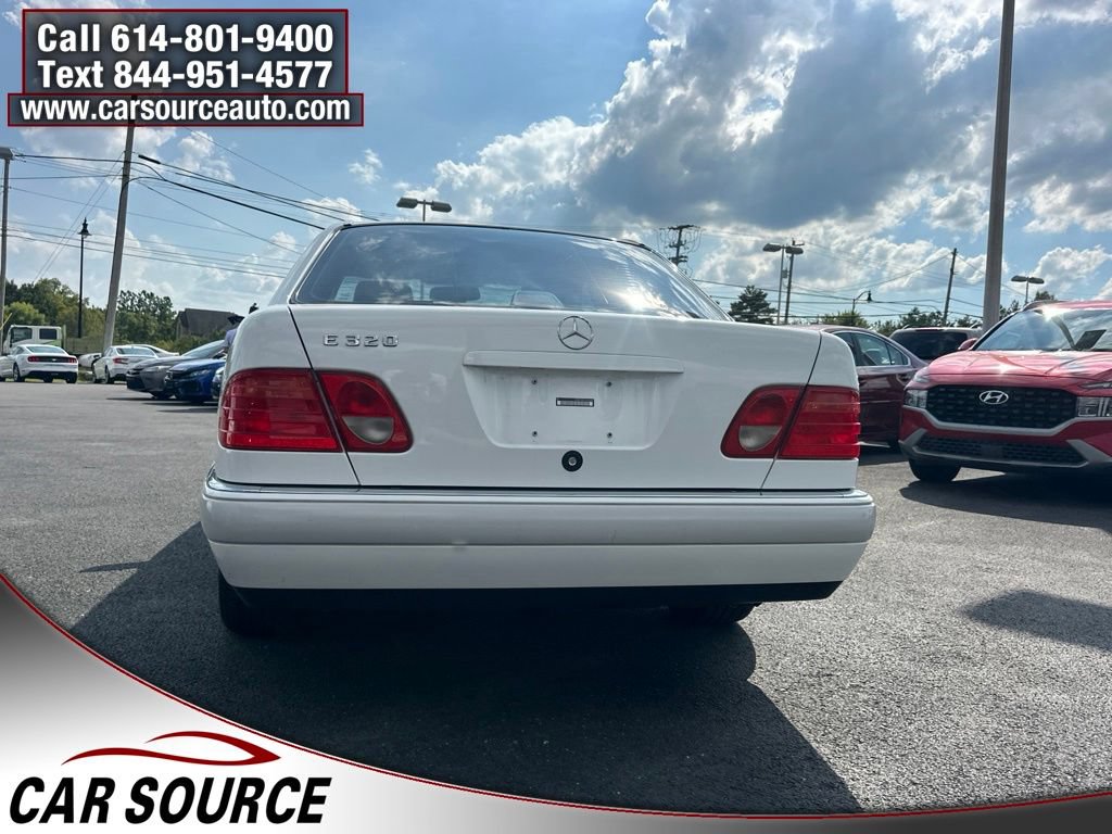 Used 1996 Mercedes-Benz E 320 Sedan image 5