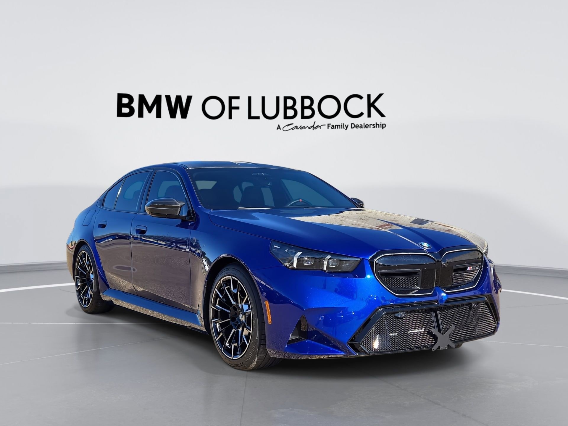 Used 2026 BMW M5 w/ Carbon Package video 1