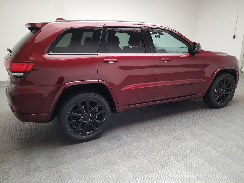 Used 2021 Jeep Grand Cherokee Laredo X RWD image 10