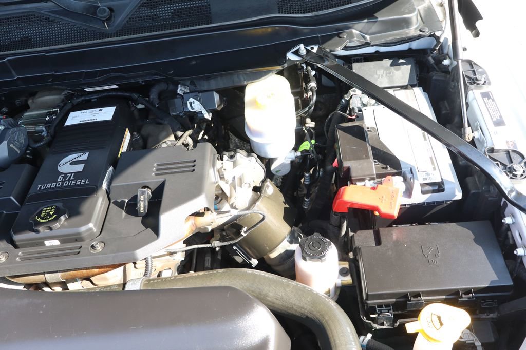 Used 2022 RAM 3500 Big Horn image 15