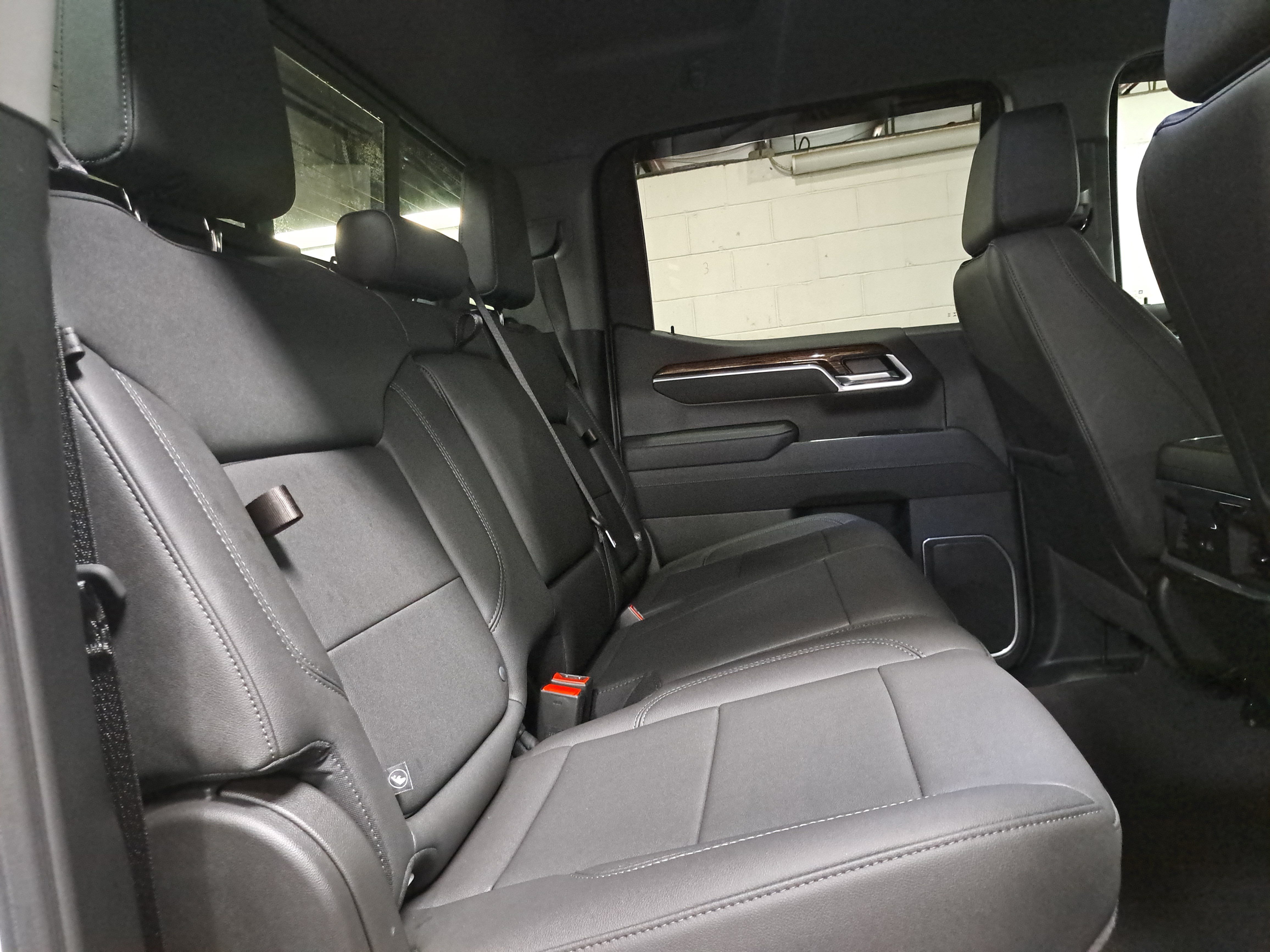 Used 2026 GMC Sierra 1500 Elevation w/ Elevation Premium Package AWD/4WD image 12
