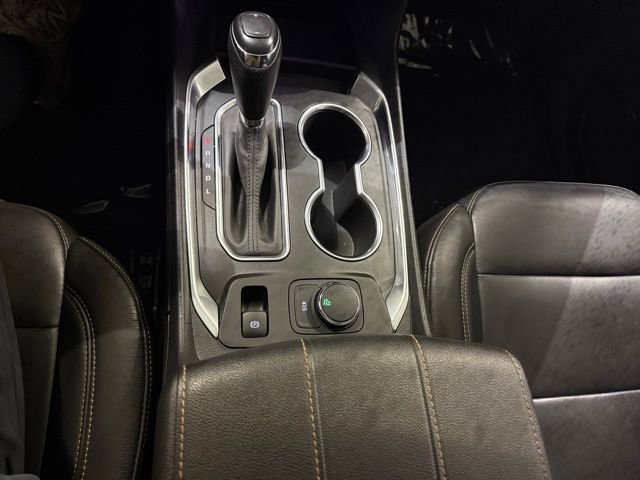 Used 2020 Chevrolet Traverse LT w/ LT Premium Package image 21