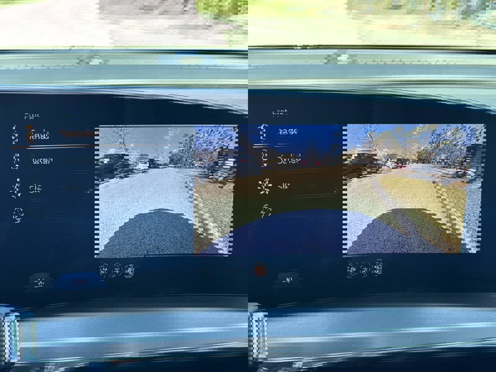 Used 2024 Cadillac Lyriq Luxury image 28