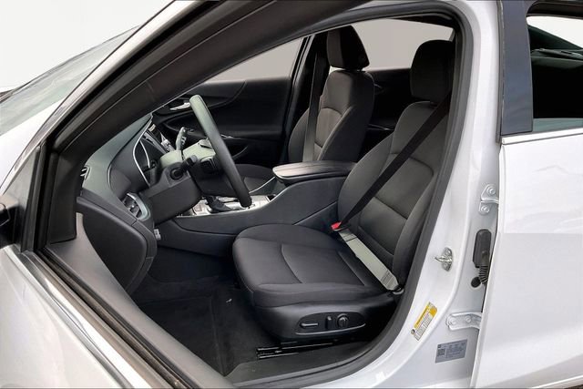 Used 2024 Chevrolet Malibu LT image 15