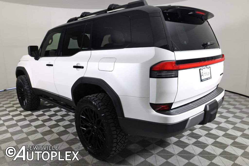 Used 2026 Lexus GX 550 image 7