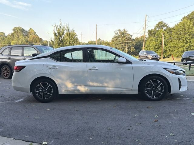 Used 2024 Nissan Sentra SV FWD image 2