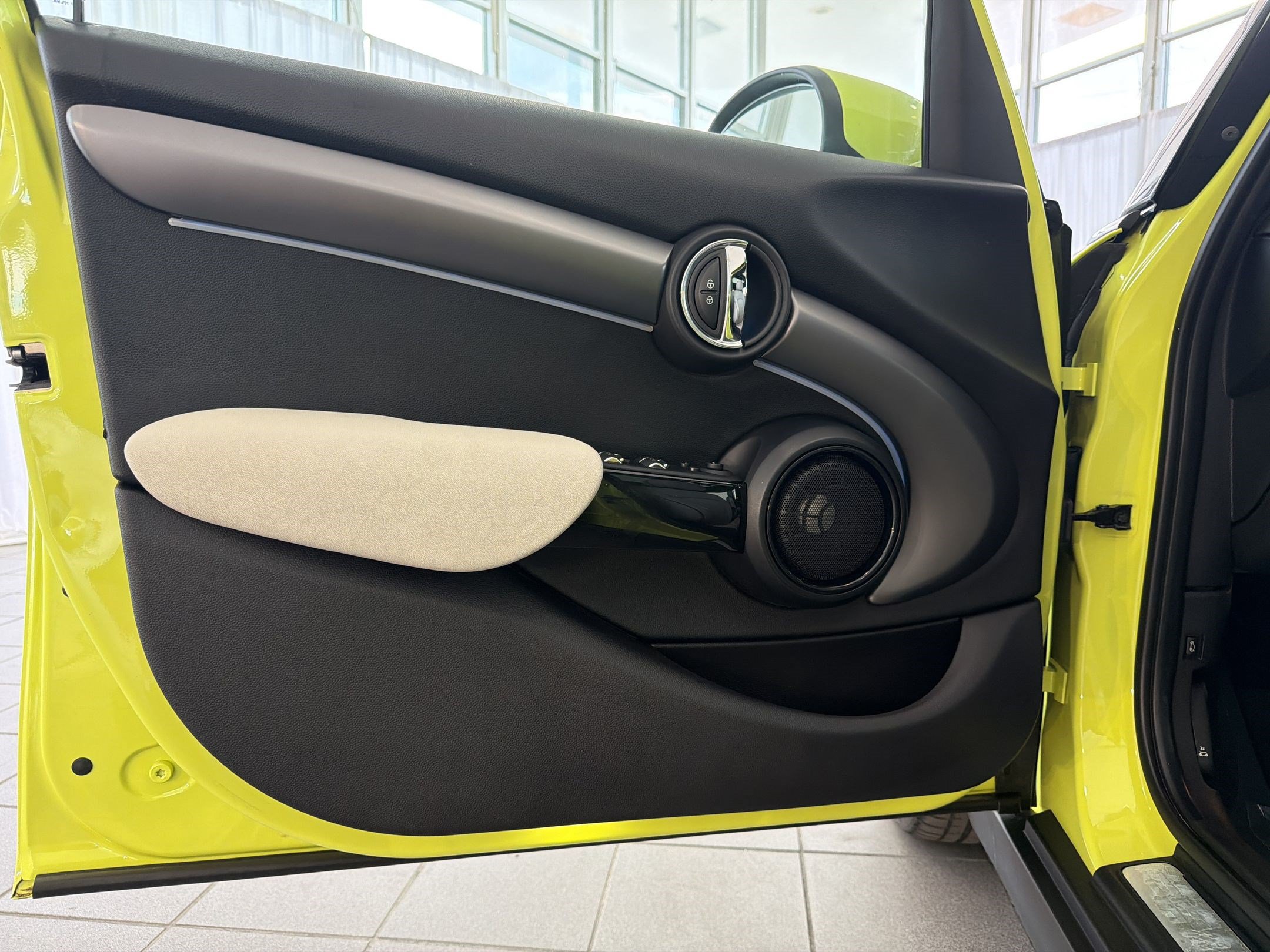 Certified 2024 MINI Cooper S FWD image 21