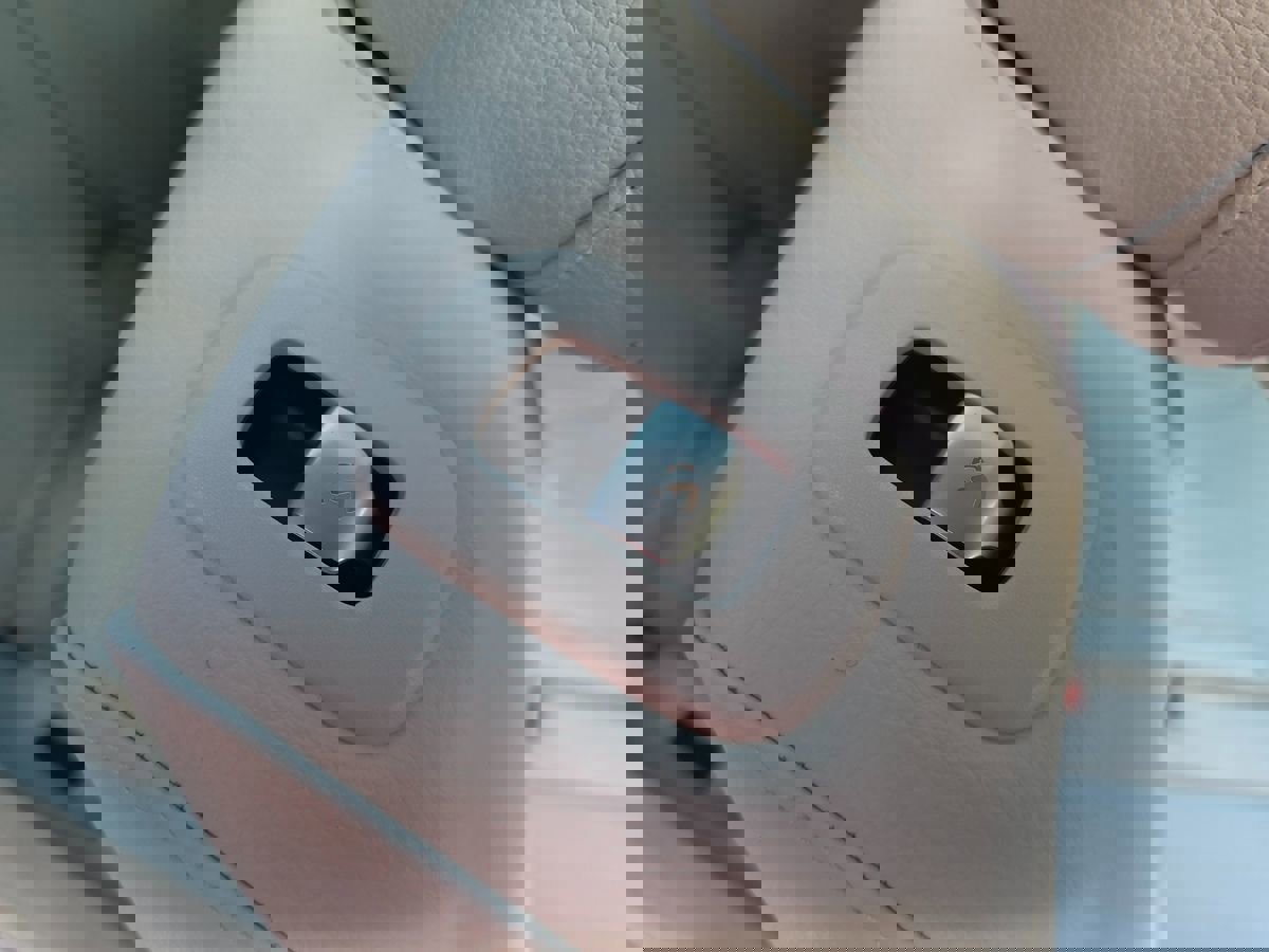 Used 2023 Mercedes-Benz EQS 450+ SUV image 25