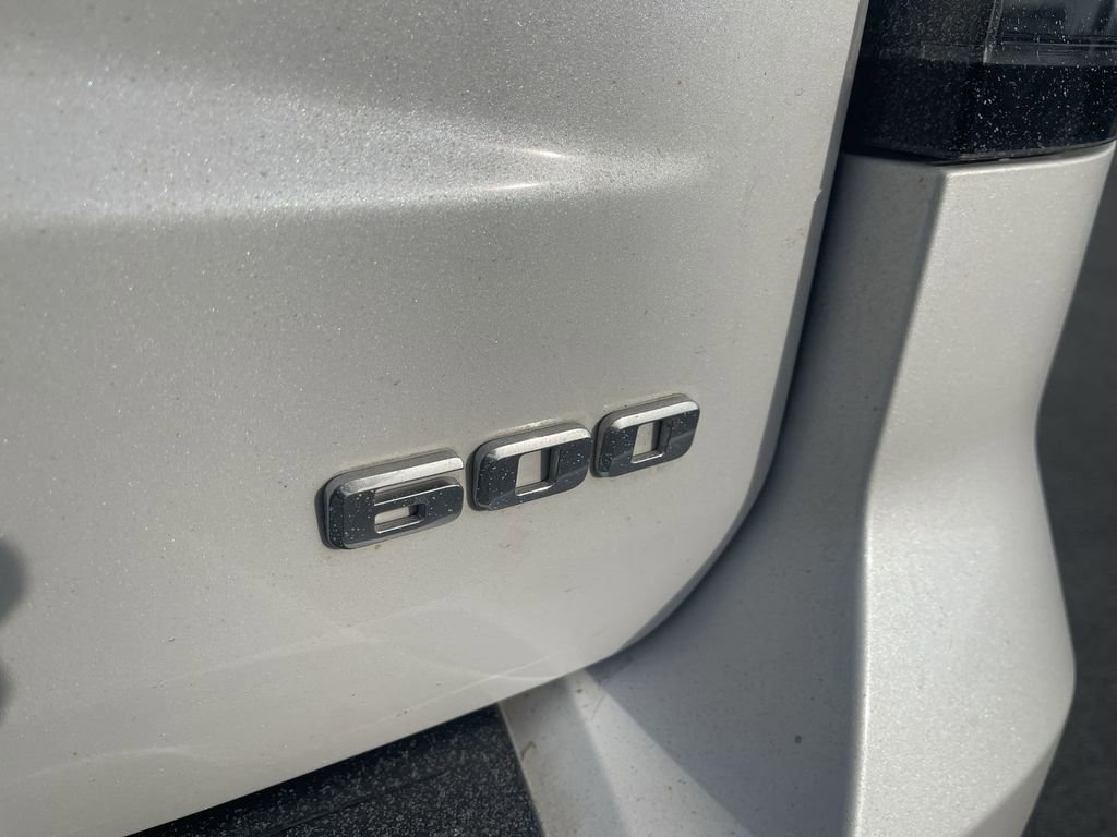 Used 2024 Cadillac Escalade Premium Luxury image 5