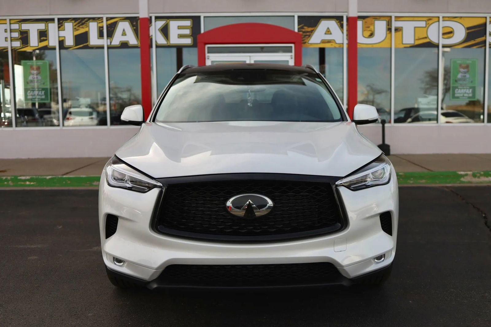 Used 2021 INFINITI QX50 Luxe AWD/4WD image 2