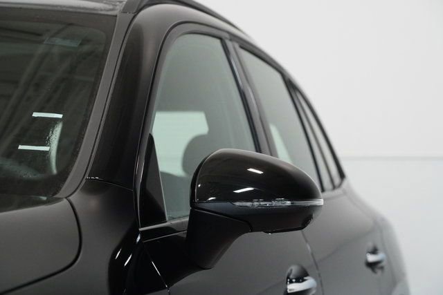 New 2025 Mercedes-Benz GLC 63 AMG S image 11