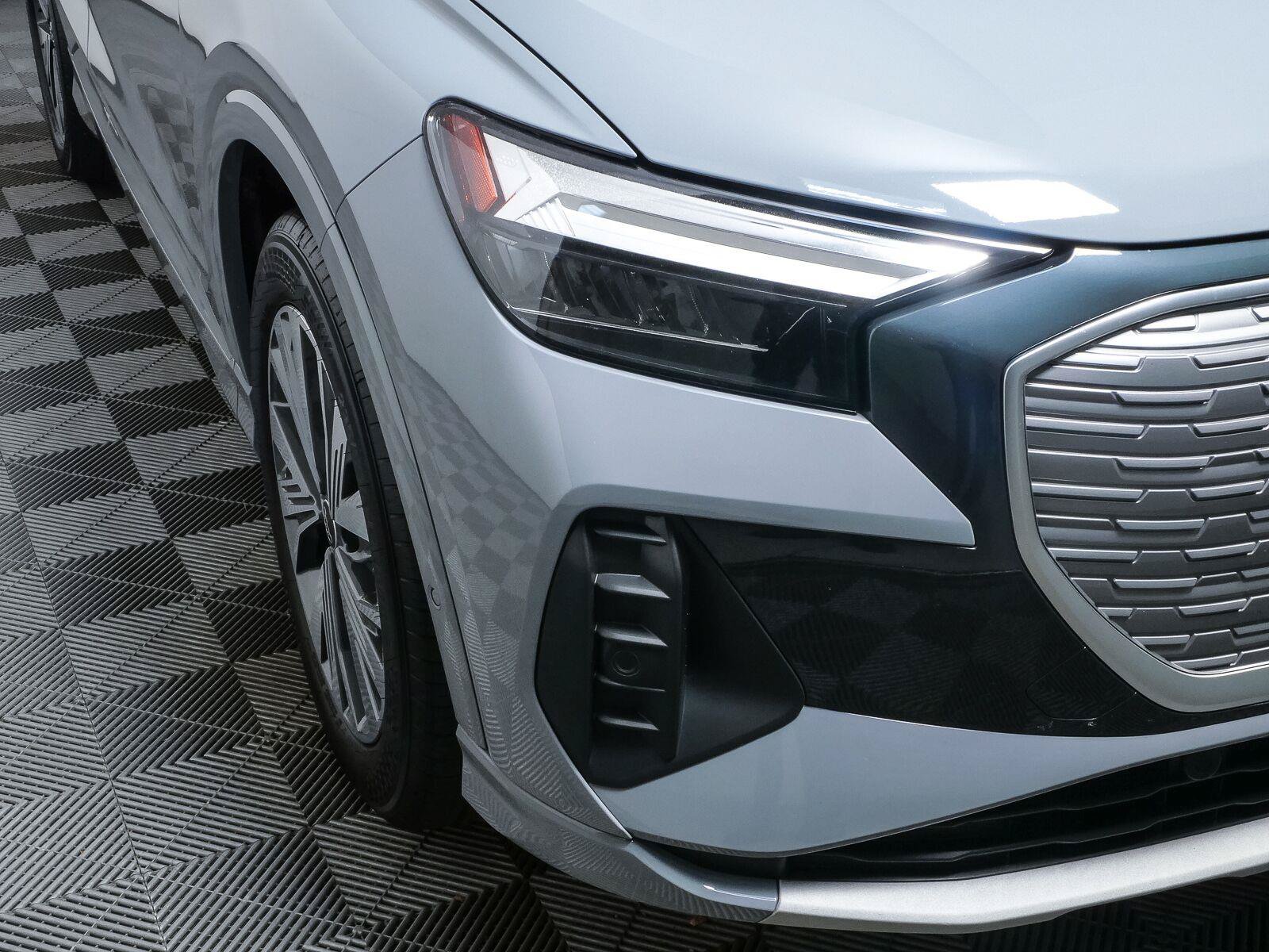 Used 2023 Audi Q4 e-tron Premium Plus w/ Premium Plus RWD image 37