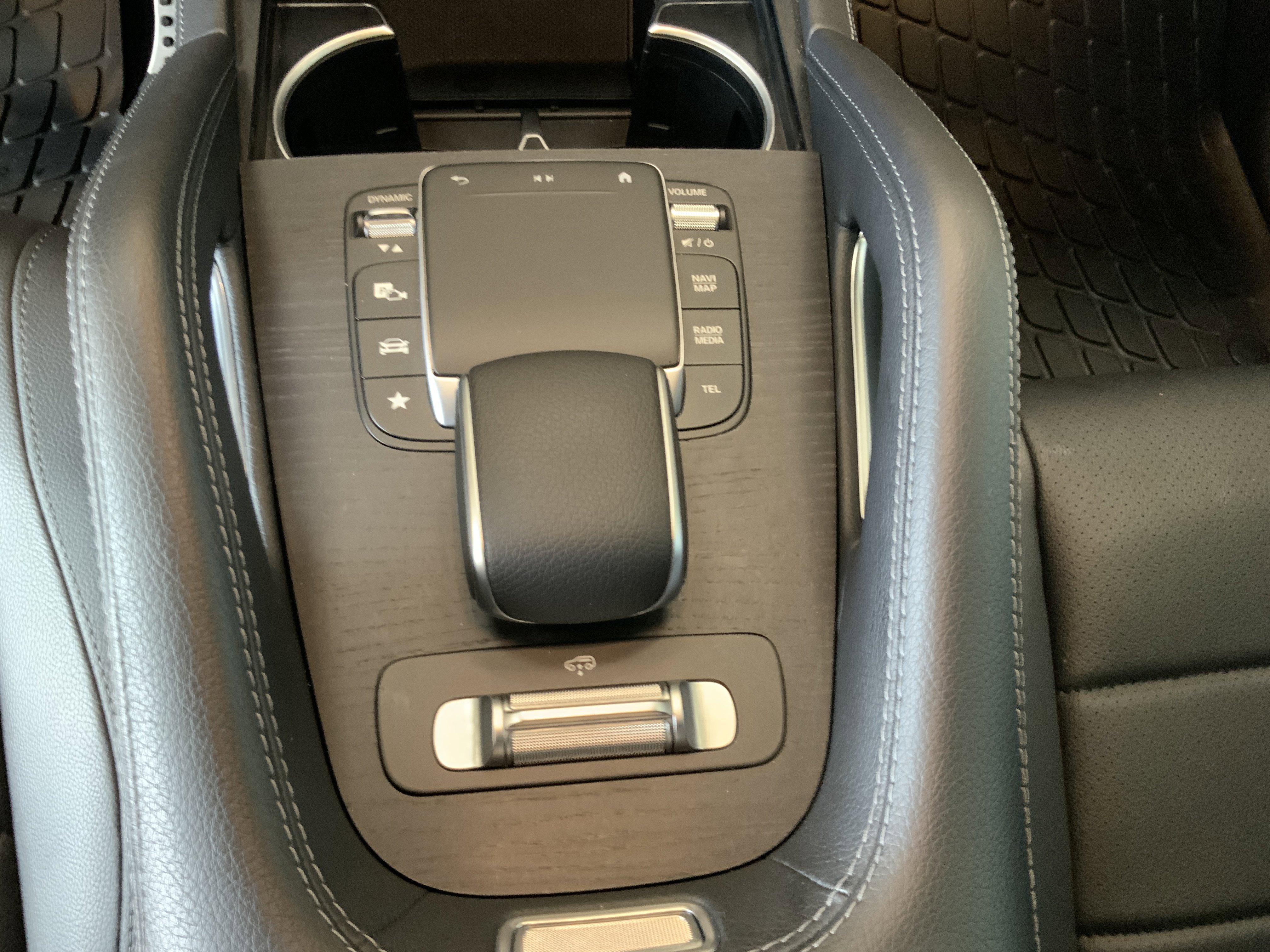 Used 2022 Mercedes-Benz GLS 450 4MATIC image 21