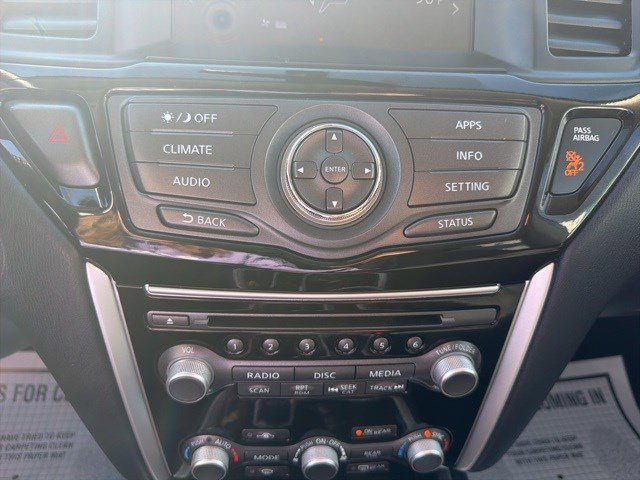 Used 2019 Nissan Pathfinder SV image 26