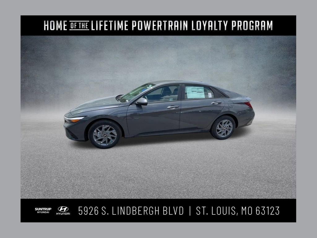 Certified 2025 Hyundai Elantra Hybrid FWD image 1