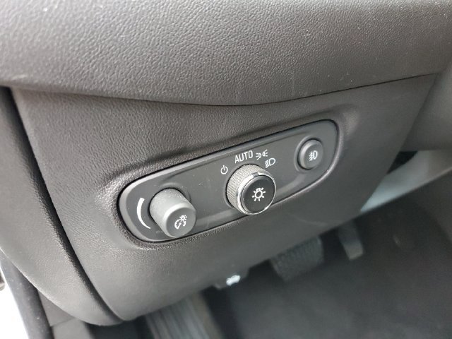 Certified 2023 Chevrolet Equinox Premier AWD/4WD image 26