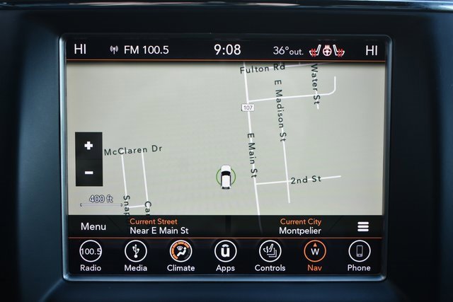 Used 2018 Jeep Grand Cherokee Altitude image 26