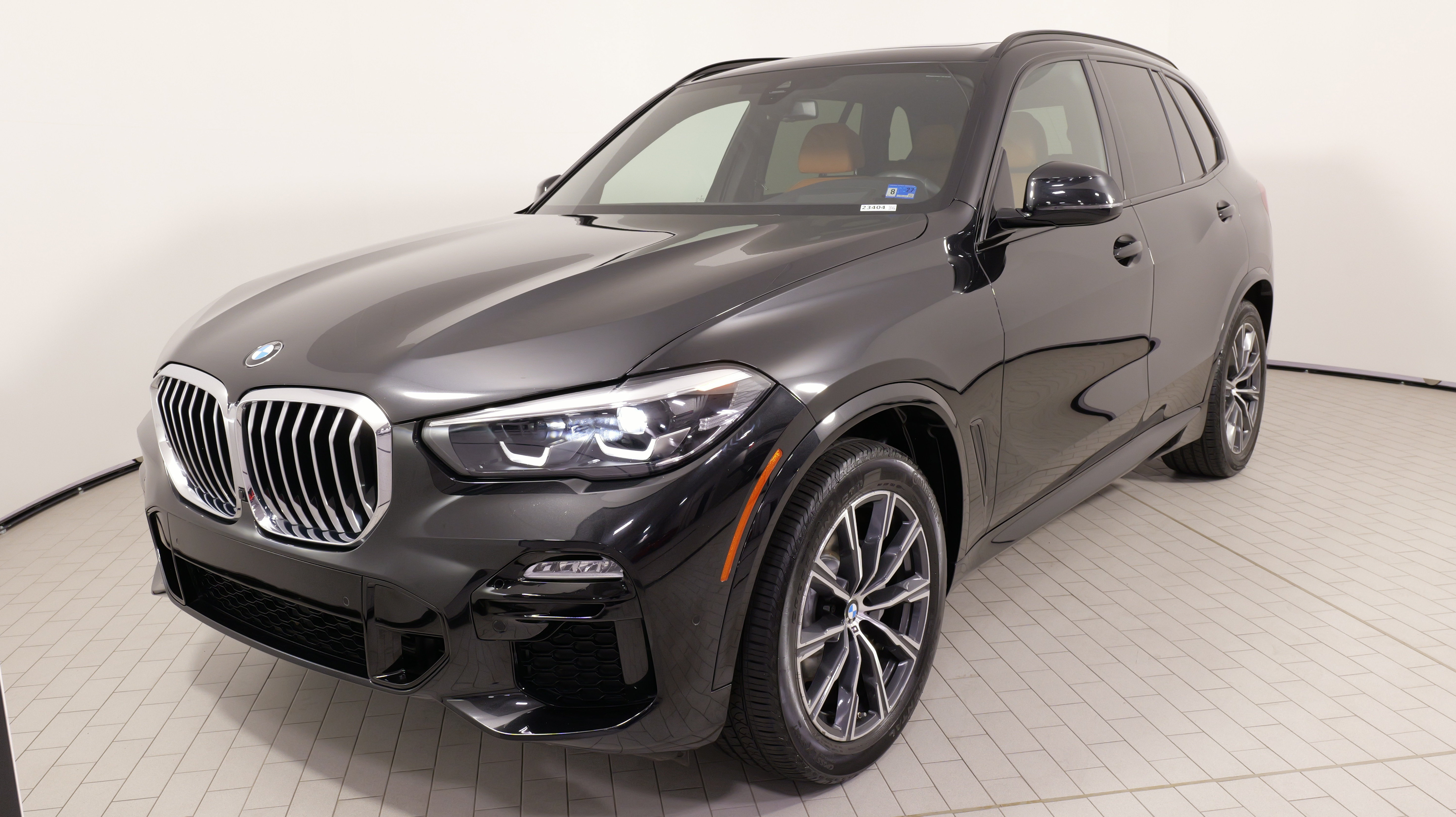 Used 2020 BMW X5 xDrive40i w/ M Sport Package AWD/4WD image 4