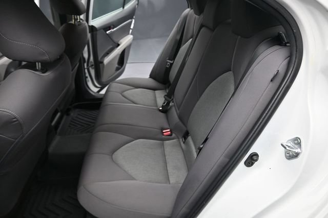 Used 2022 Toyota Camry LE FWD image 19