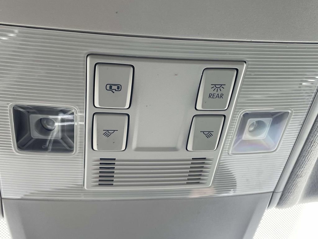 Used 2023 Volkswagen Tiguan SE image 20