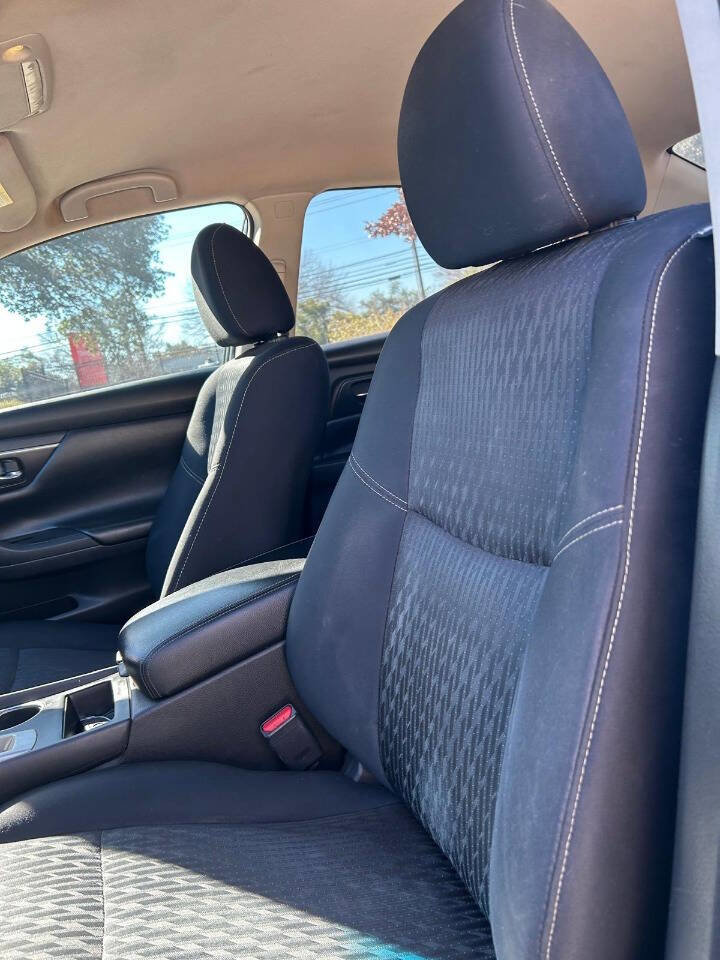 Used 2018 Nissan Altima 2.5 S w/ S Convenience Package image 20