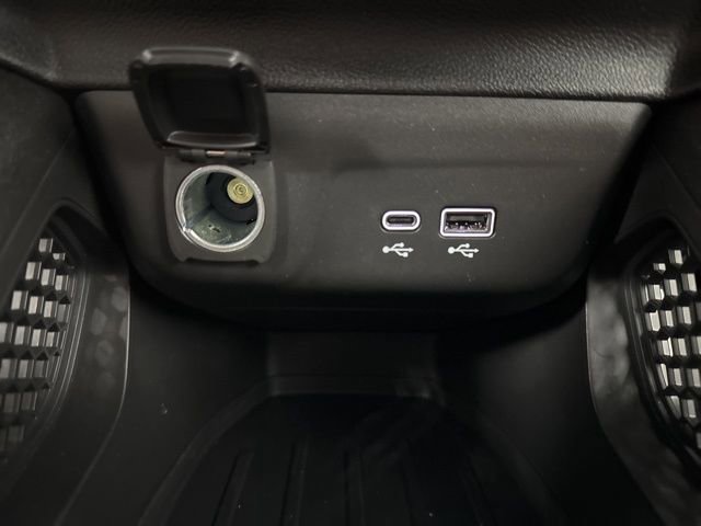 Used 2025 Chevrolet TrailBlazer RS image 18