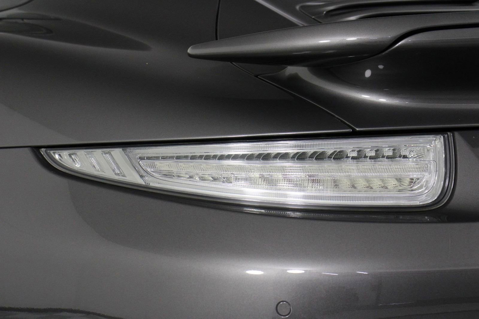 Certified 2015 Porsche 911 Turbo AWD/4WD image 21