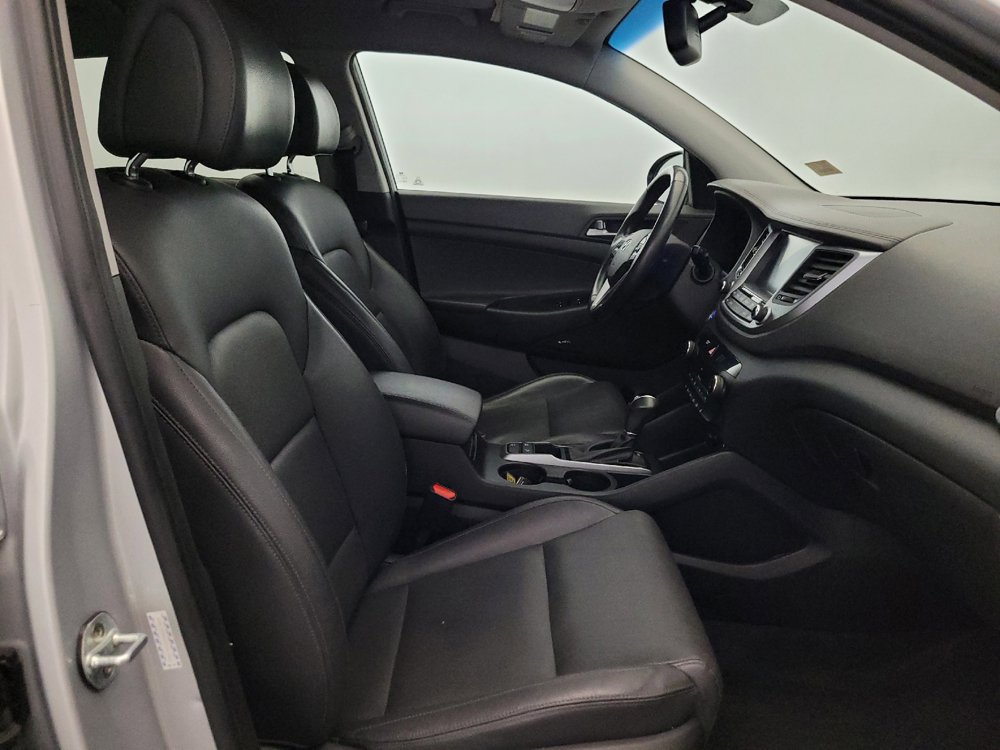 Used 2017 Hyundai Tucson SE Plus AWD/4WD image 21