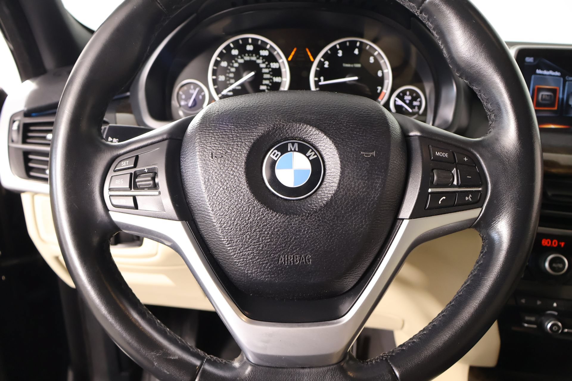 Used 2017 BMW X5 sDrive35i RWD image 3