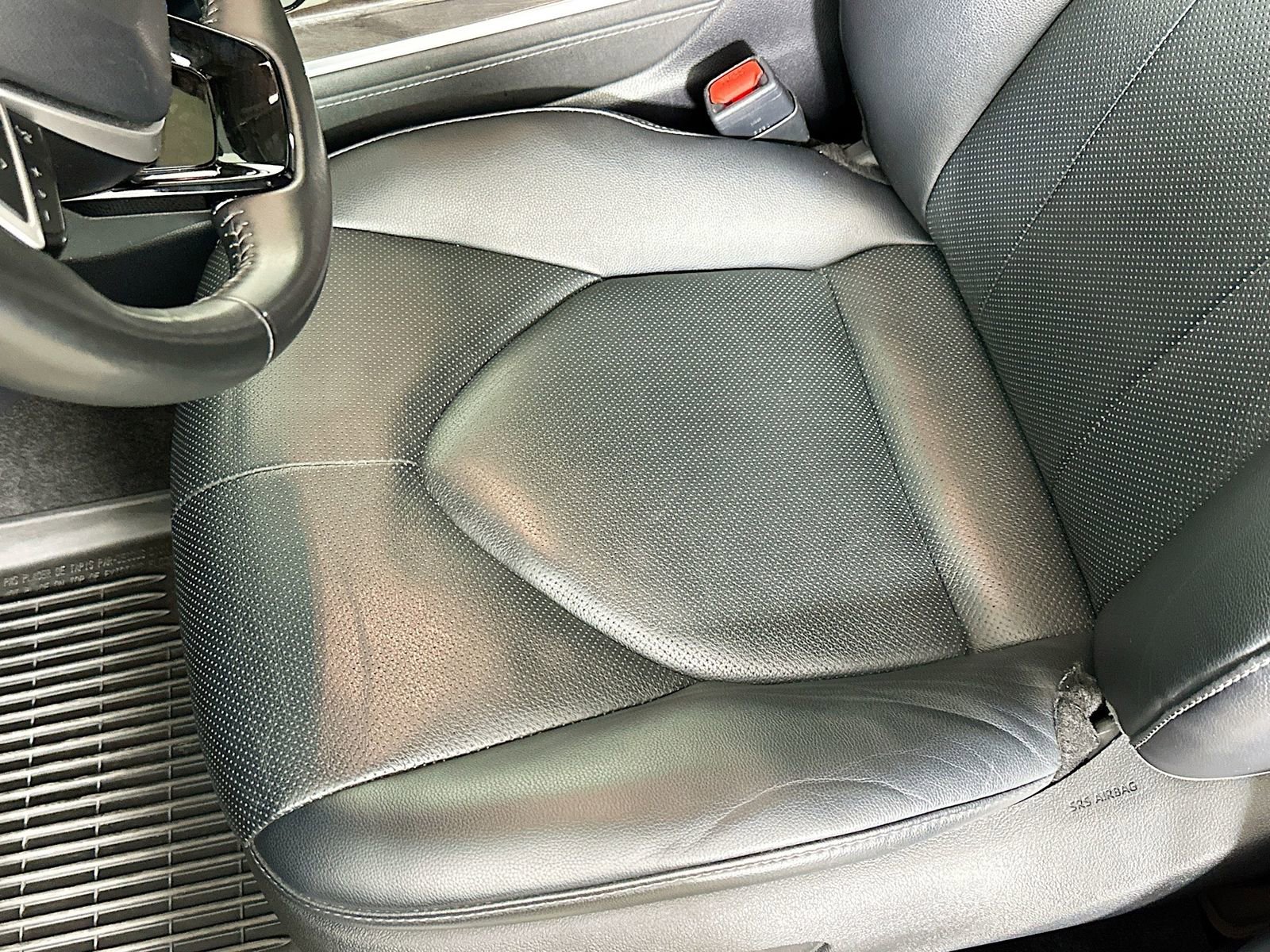 Used 2024 Toyota Highlander Limited image 20