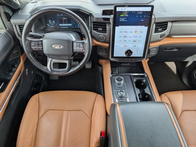 Used 2023 Ford Expedition Max Platinum AWD/4WD image 6