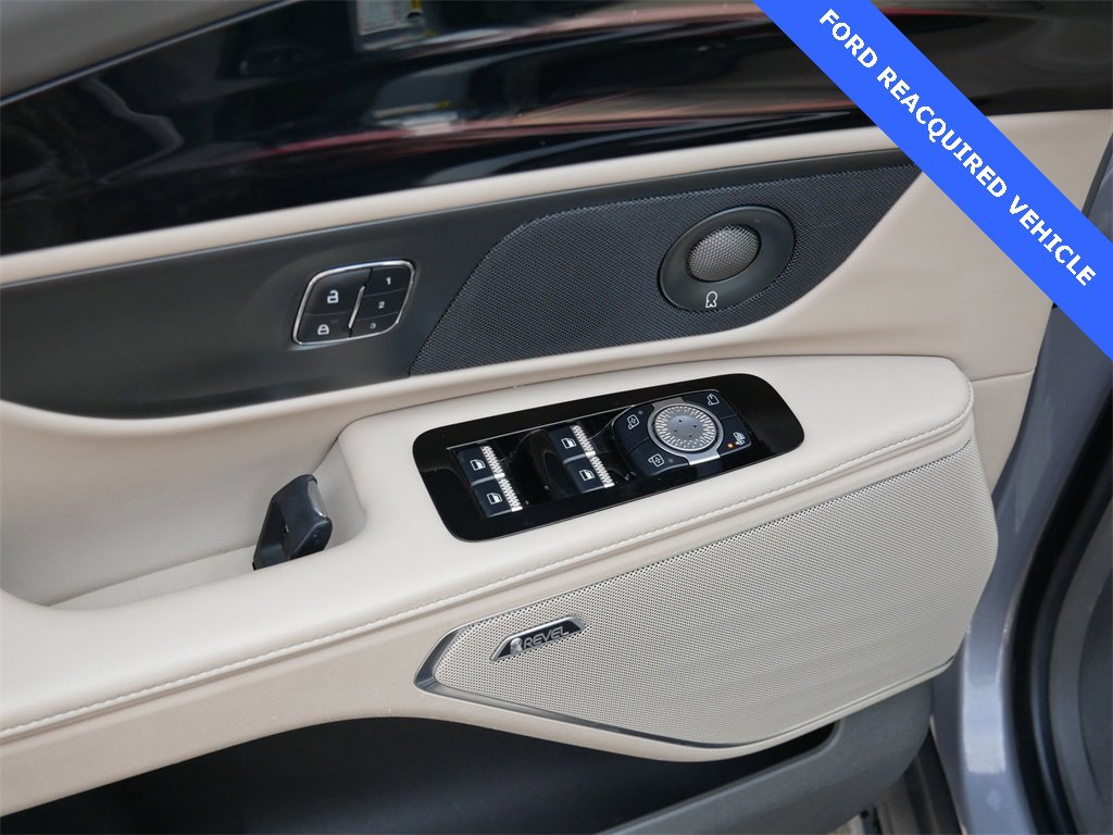 Used 2024 Lincoln Nautilus Premier w/ Equipment Group 102A image 15