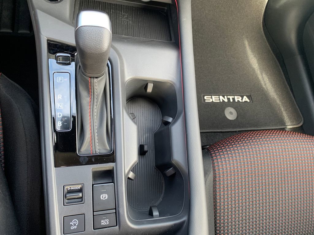 New 2026 Nissan Sentra SR w/ Floor Mat Package FWD image 16