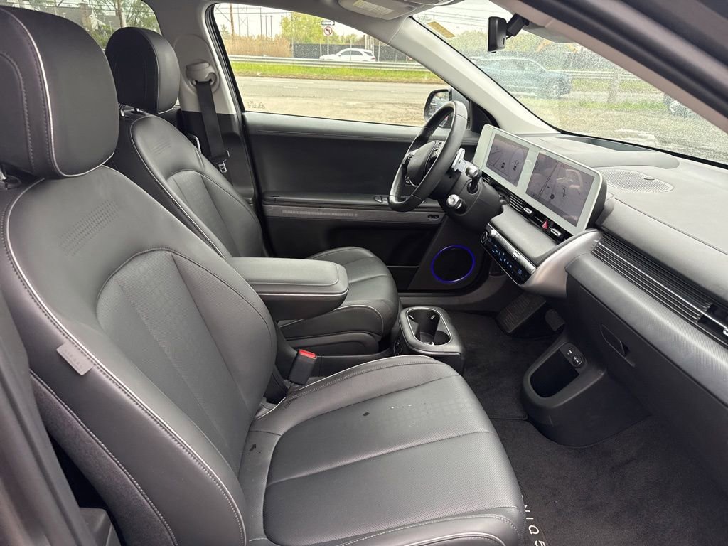 Used 2023 Hyundai Ioniq 5 Limited AWD/4WD image 15
