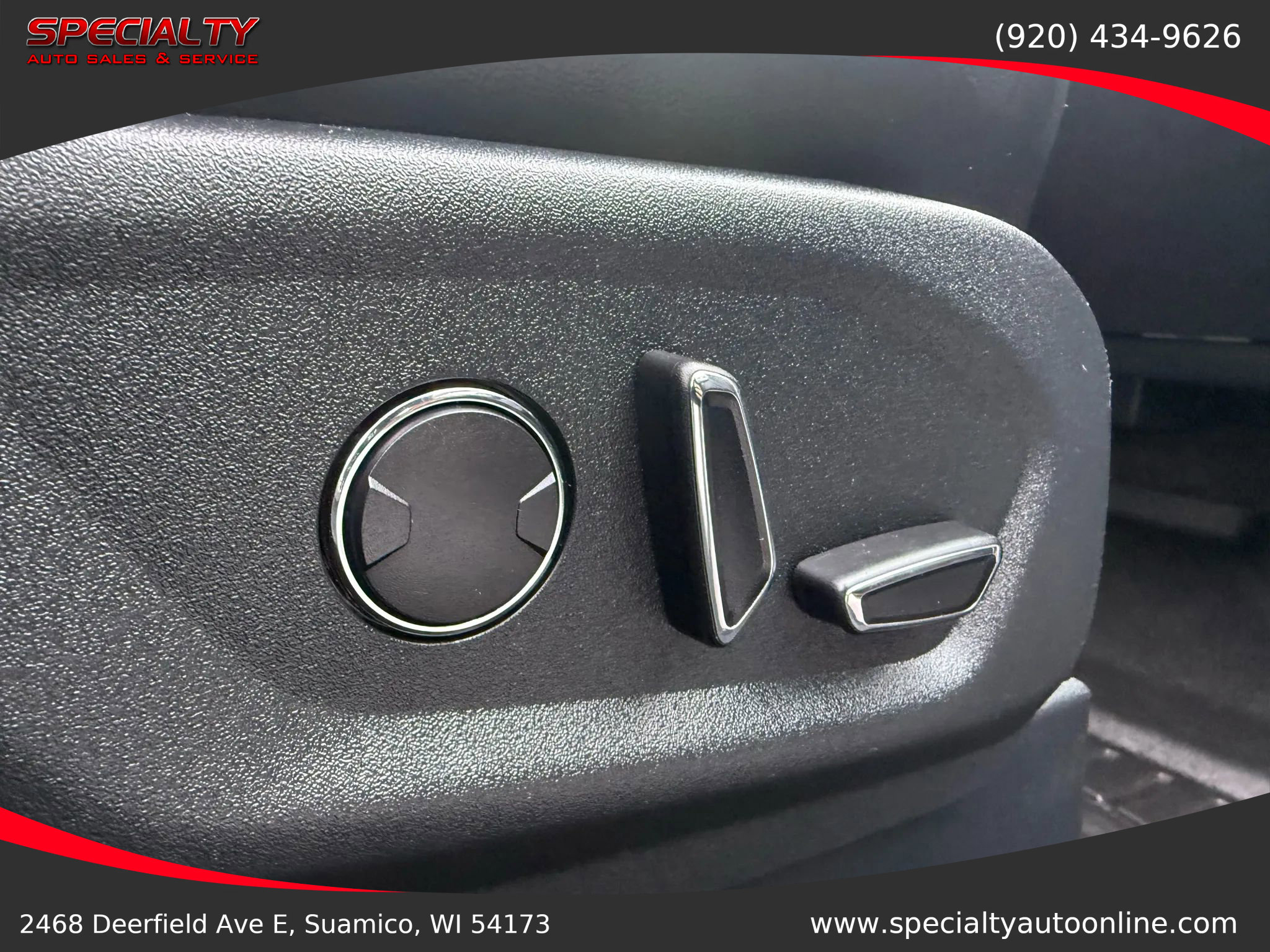 Used 2018 Ford Explorer XLT w/ Equipment Group 202A image 33