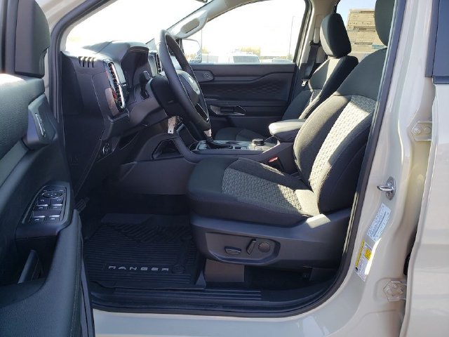 New 2025 Ford Ranger XLT w/ Equipment Group 301A High AWD/4WD image 15