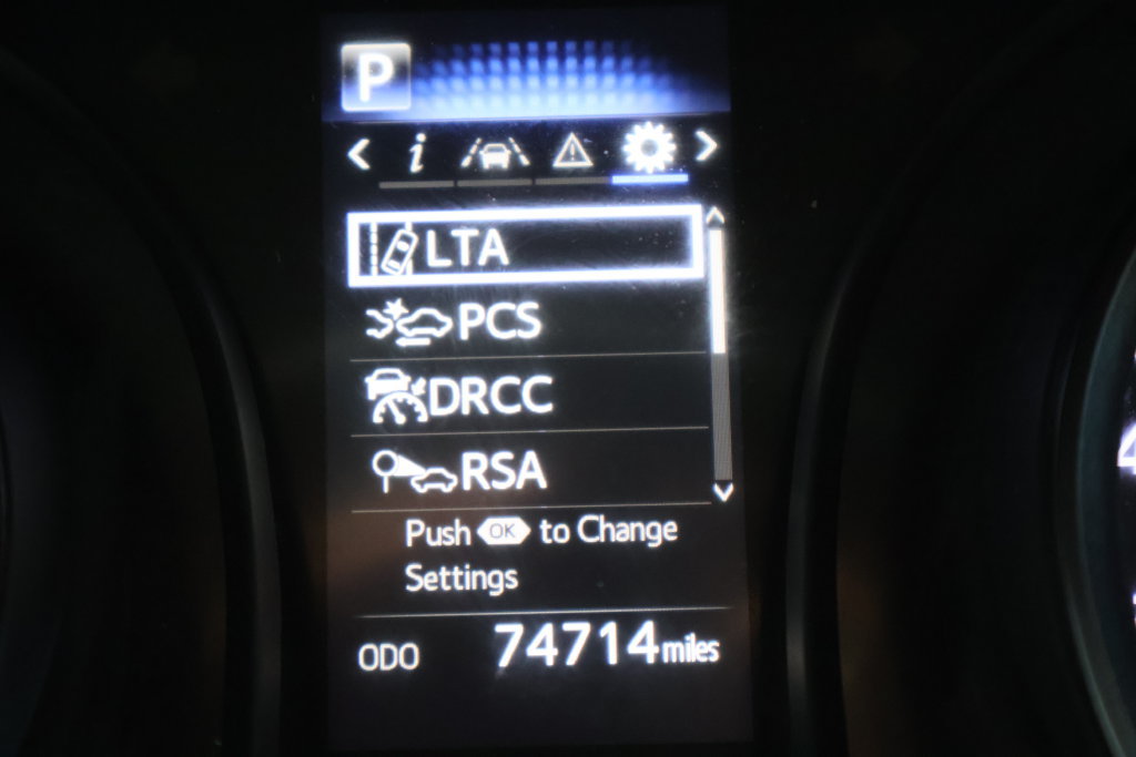 Used 2022 Toyota Camry SE FWD image 3