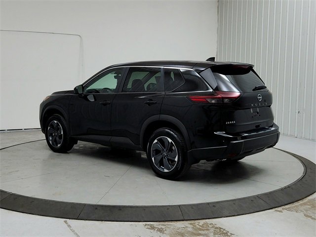 New 2025 Nissan Rogue SV image 5