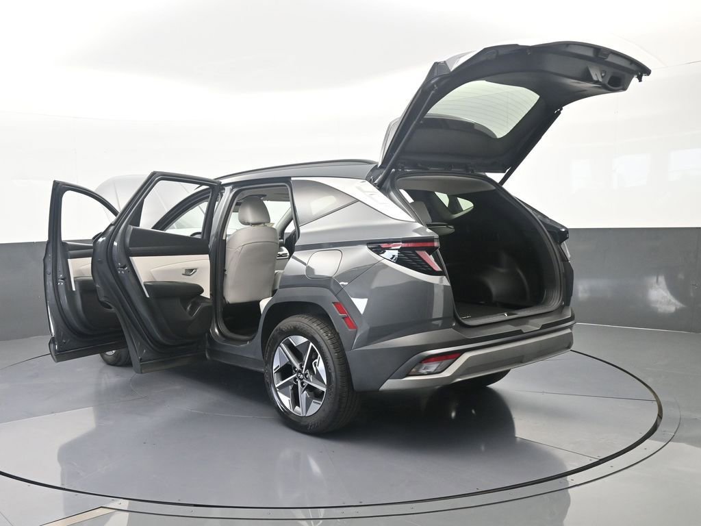 Used 2025 Hyundai Tucson SEL AWD/4WD image 79
