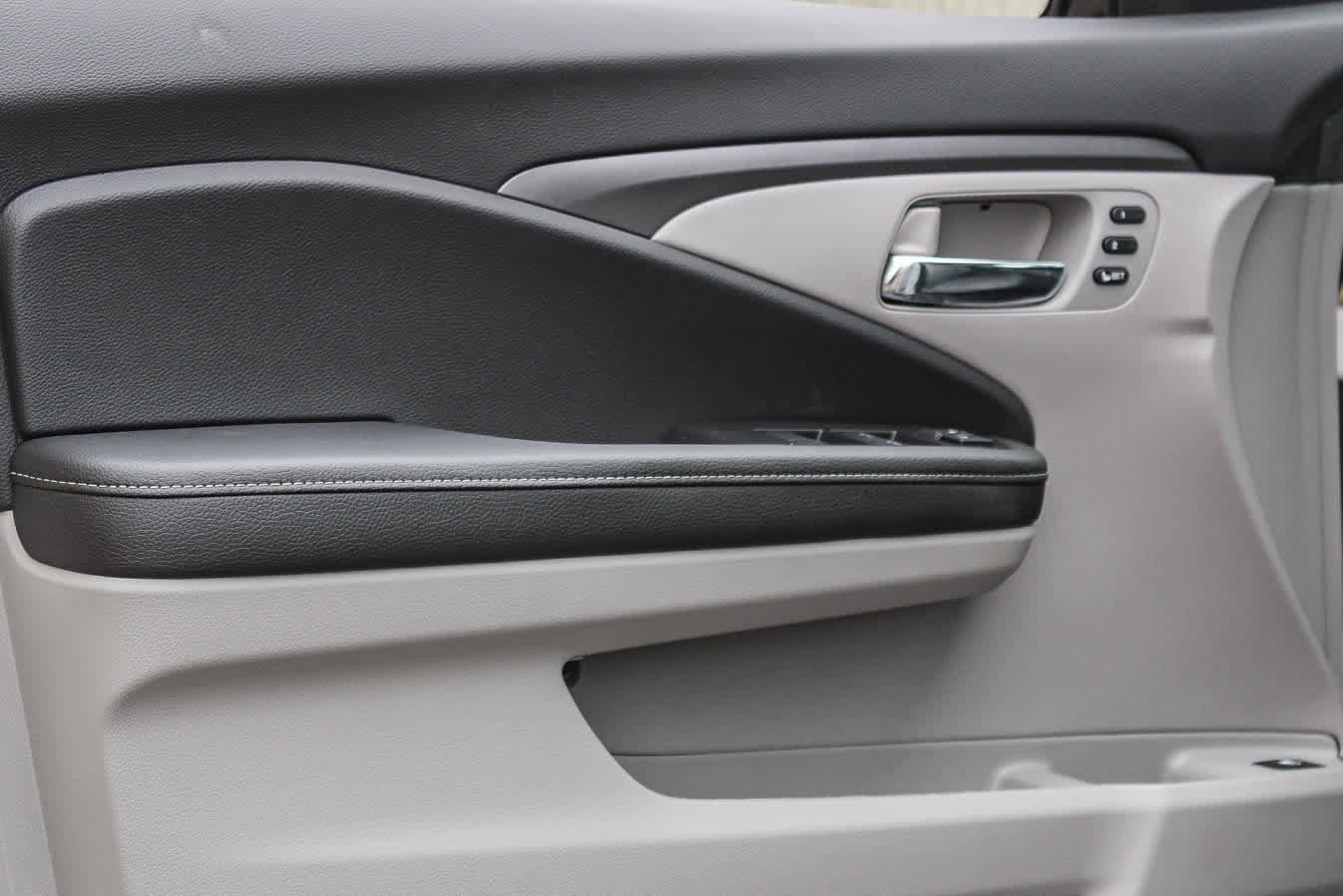 New 2025 Honda Ridgeline RTL image 13