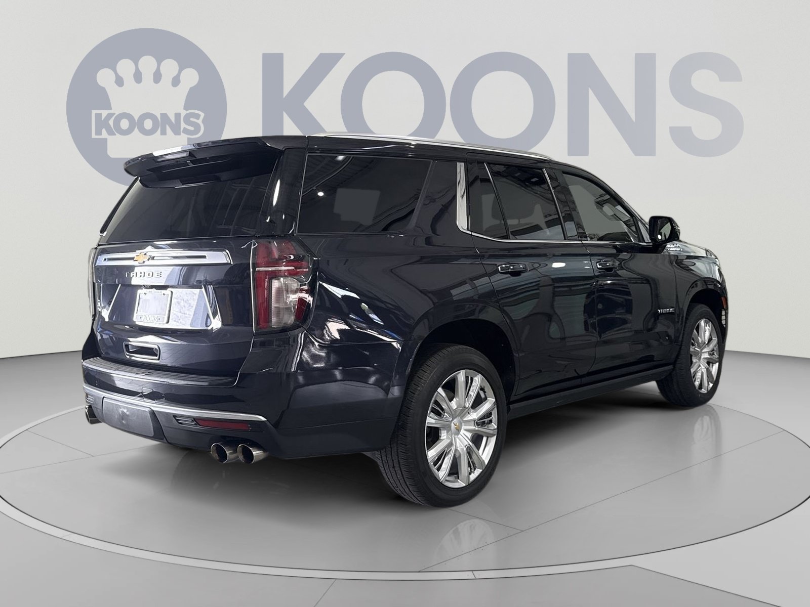 Used 2022 Chevrolet Tahoe High Country AWD/4WD image 11