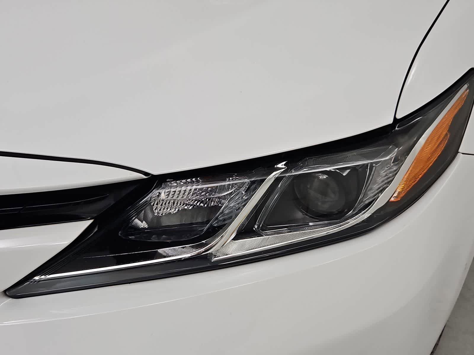 Used 2018 Toyota Camry LE FWD image 10