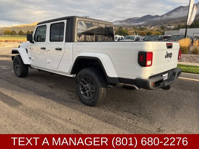 New 2025 Jeep Gladiator Sport AWD/4WD image 6