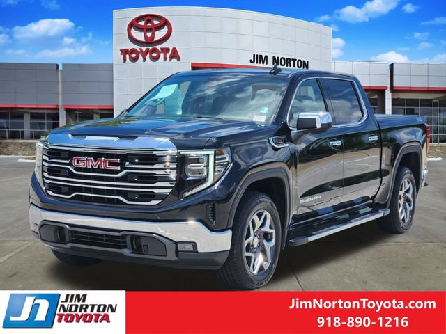 Used 2023 GMC Sierra 1500 SLT w/ SLT Premium Package AWD/4WD image 4