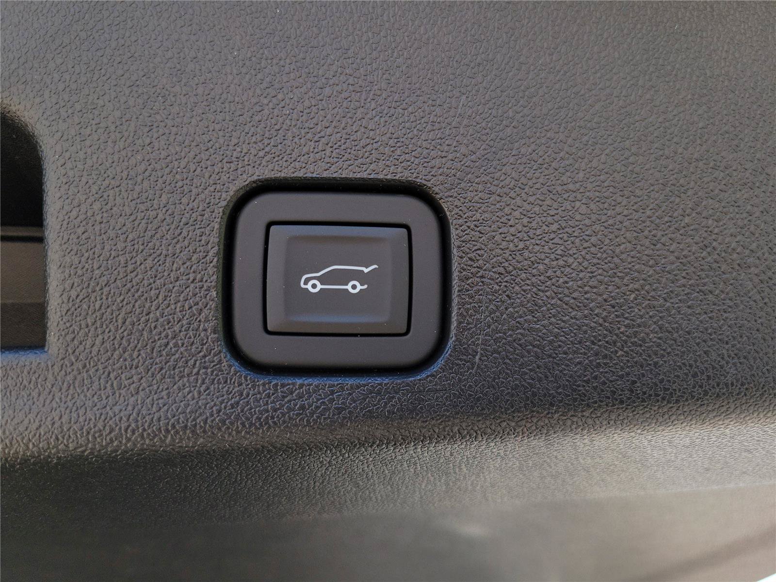 New 2026 GMC Acadia Elevation w/ Elevation Premium Package AWD/4WD image 10