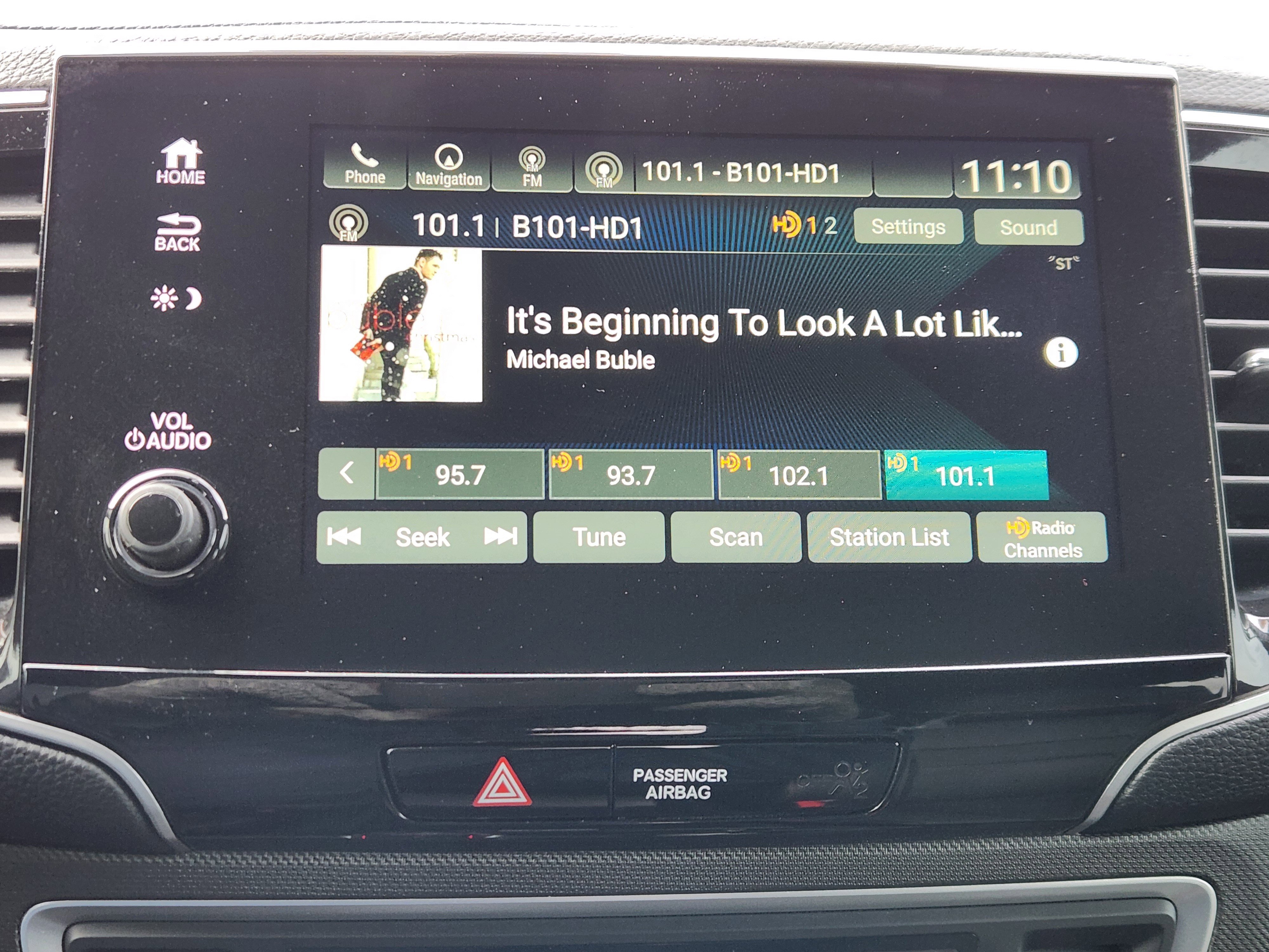 Used 2022 Honda Passport TrailSport image 11