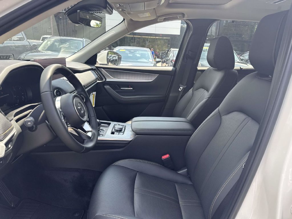 New 2026 MAZDA CX-90 Plug-In Hybrid w/ Preferred AWD/4WD image 16