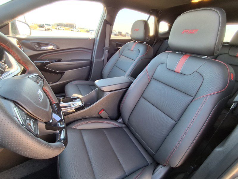 New 2026 Chevrolet Trax RS w/ Sunroof Package image 10