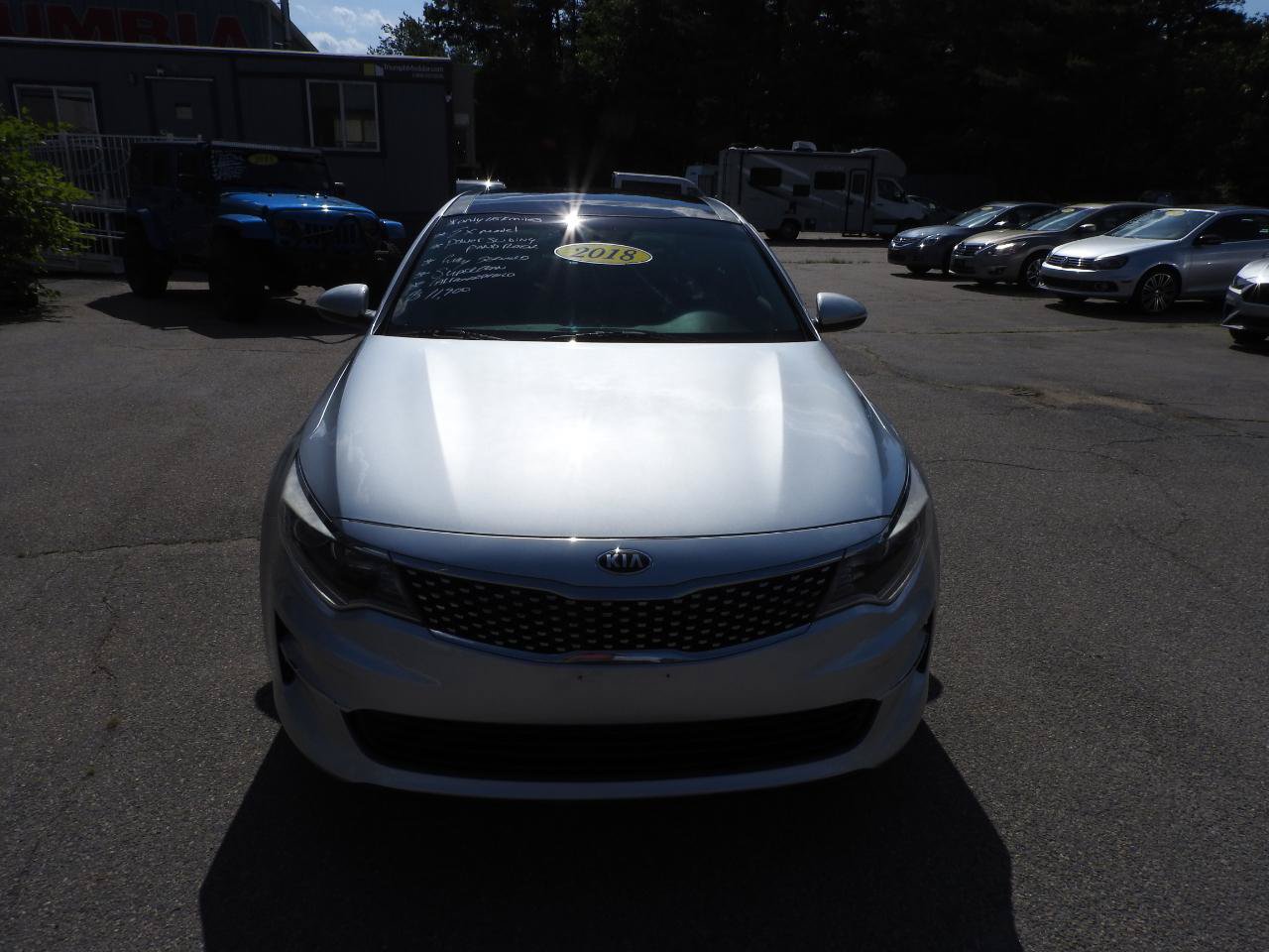 Used 2018 Kia Optima EX w/ Premium Package FWD image 4