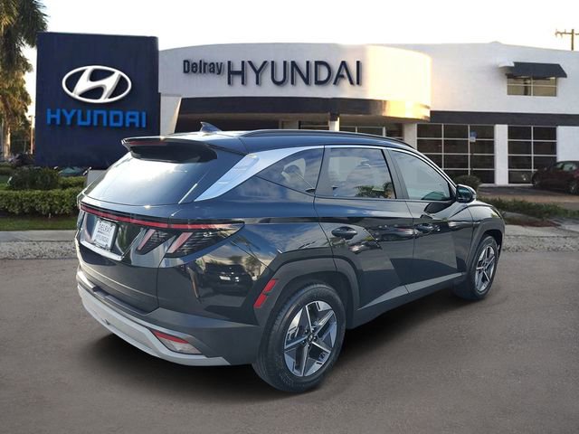 Certified 2025 Hyundai Tucson SEL FWD image 6